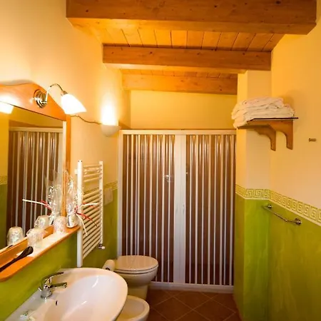 Olympo Bed and Breakfast 4*