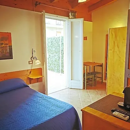 Bed and Breakfast Olympo Μπισέλιε